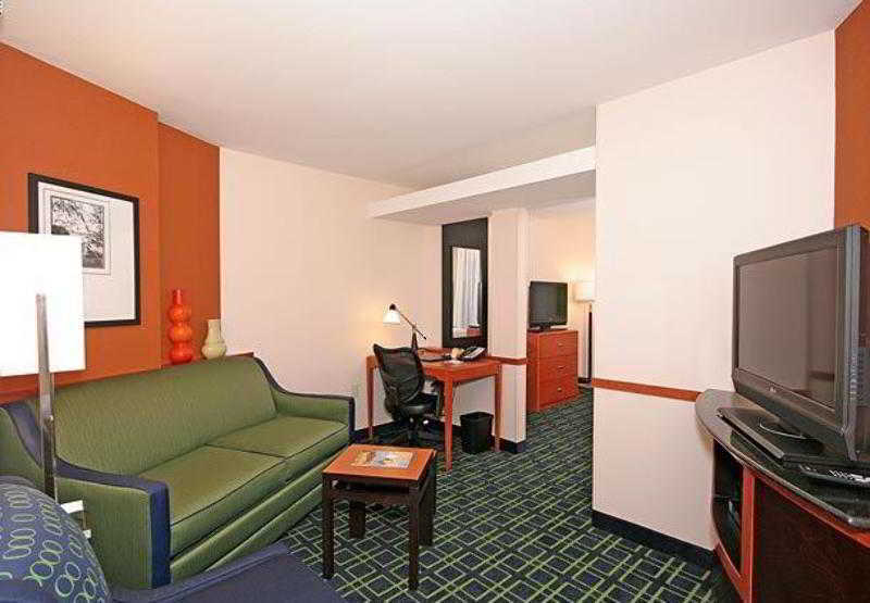 Fairfield Inn And Suites By Marriott Asheboro Exteriör bild